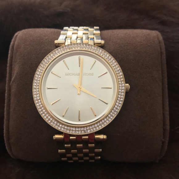 Michael Kors Gold Tone Watch - Picture 2 of 8